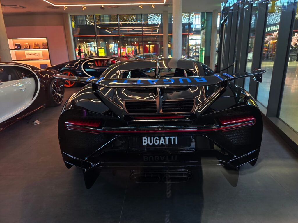Bugatti Chiron Motorworld